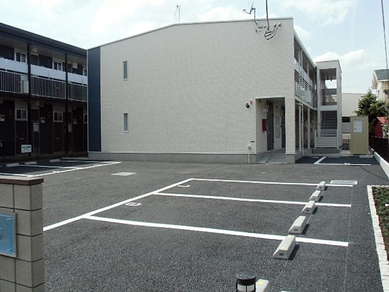 Main exterior of LEONEXT Aqua