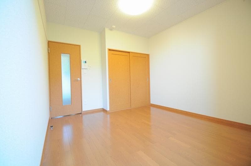Room image 14