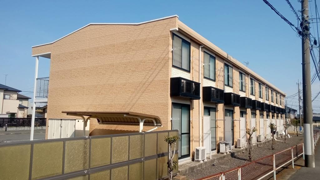 Main exterior of leopalace With A