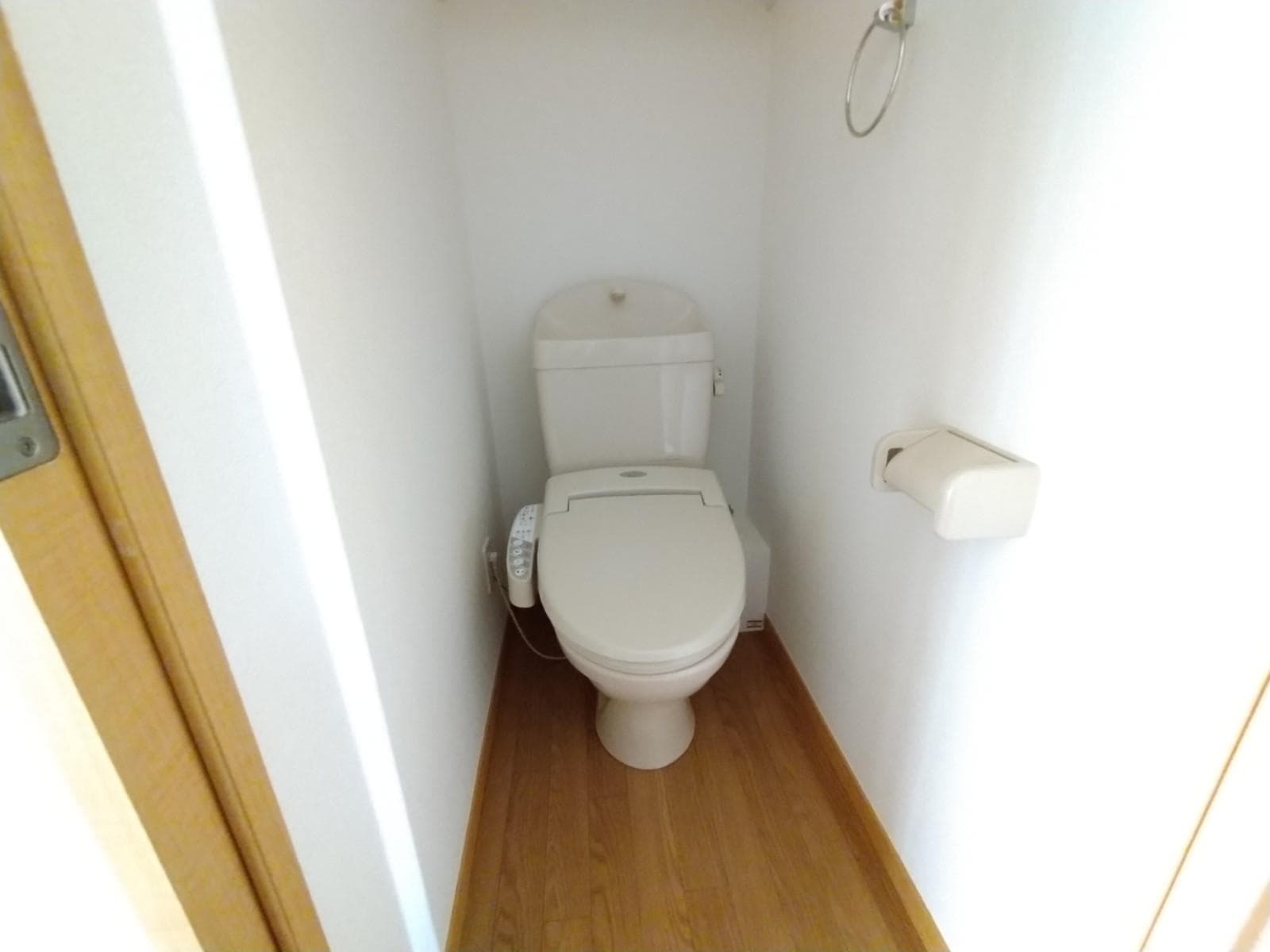 Room image 9