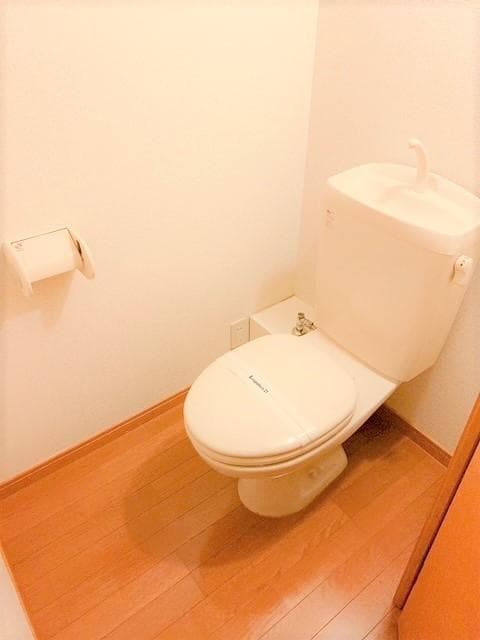 Room image 9