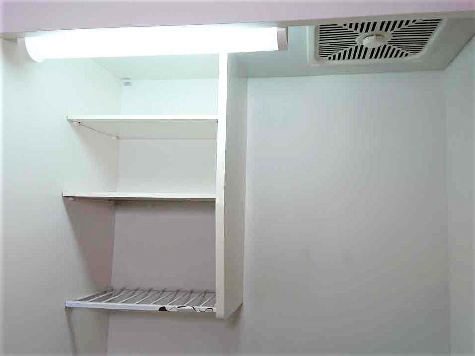 Room image 12