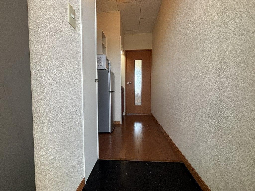 Room image 13