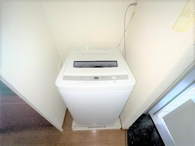 Room image 14