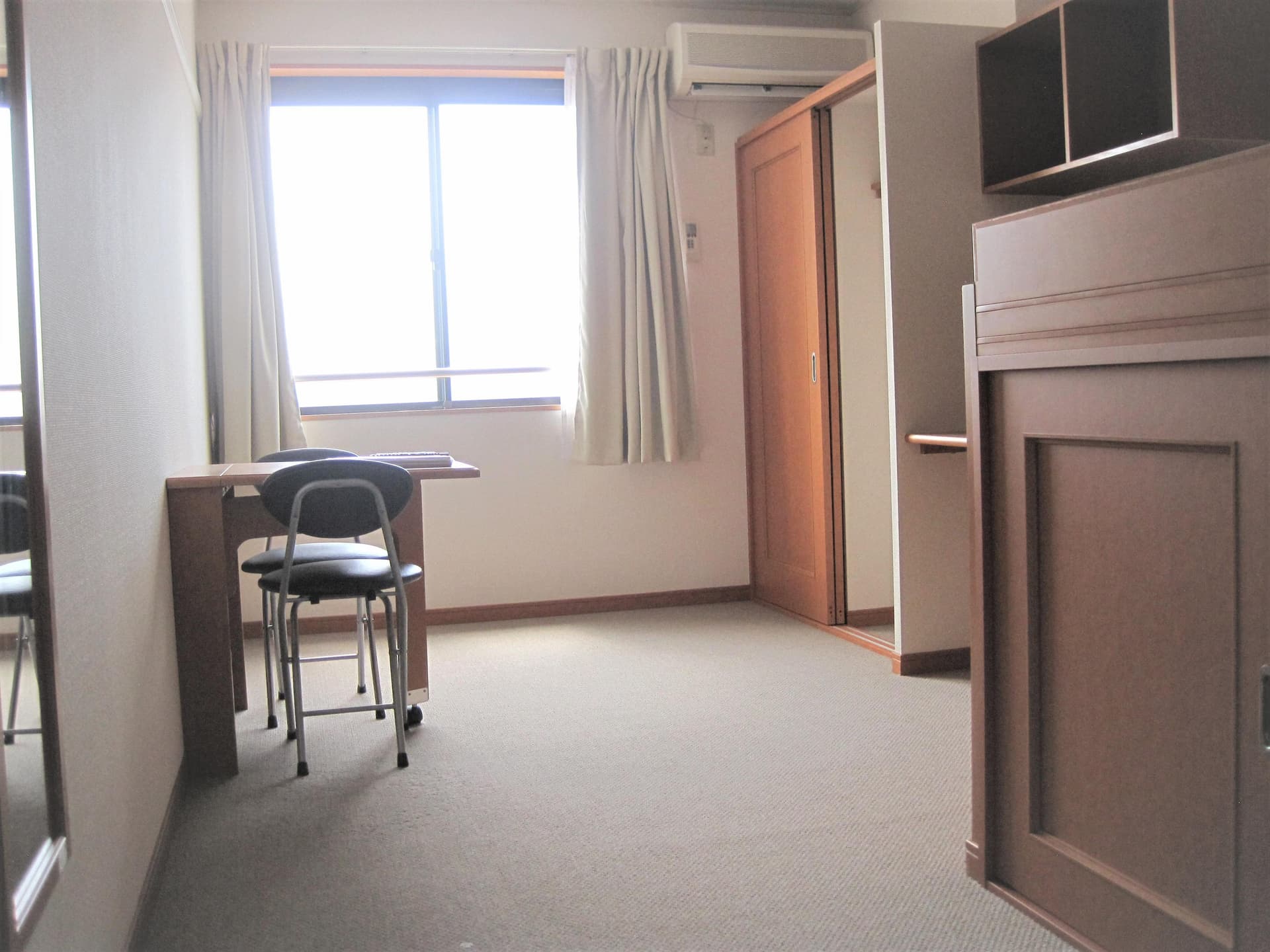 Preview interior of leopalace Jun