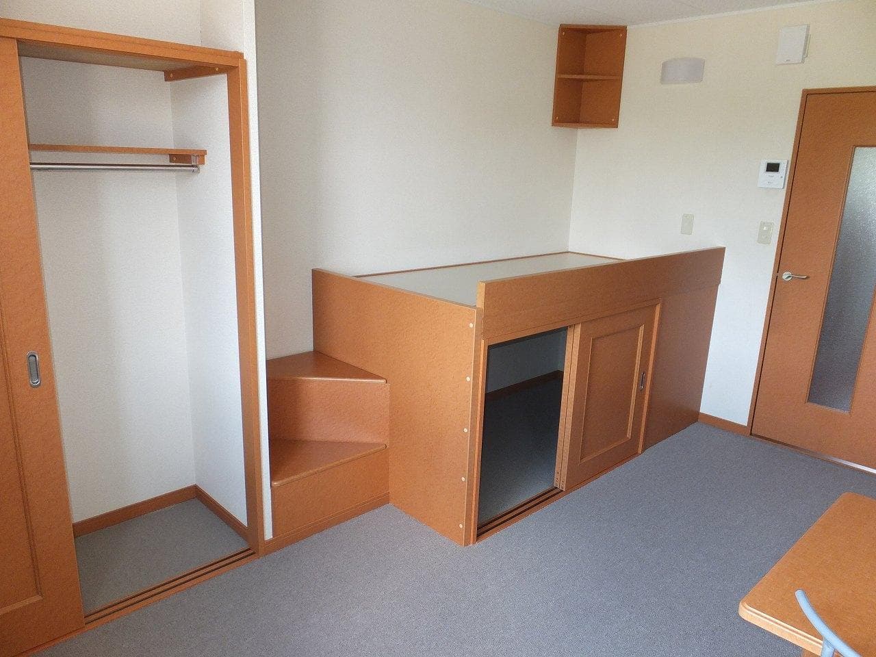 Preview interior of leopalace Green Court B