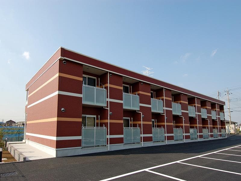 Main exterior of LEONEXT Persimmon