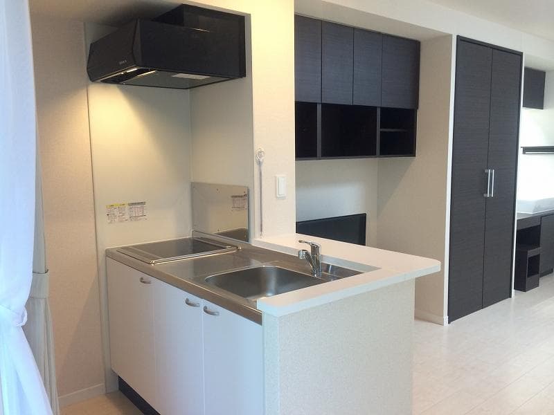 Room image 12