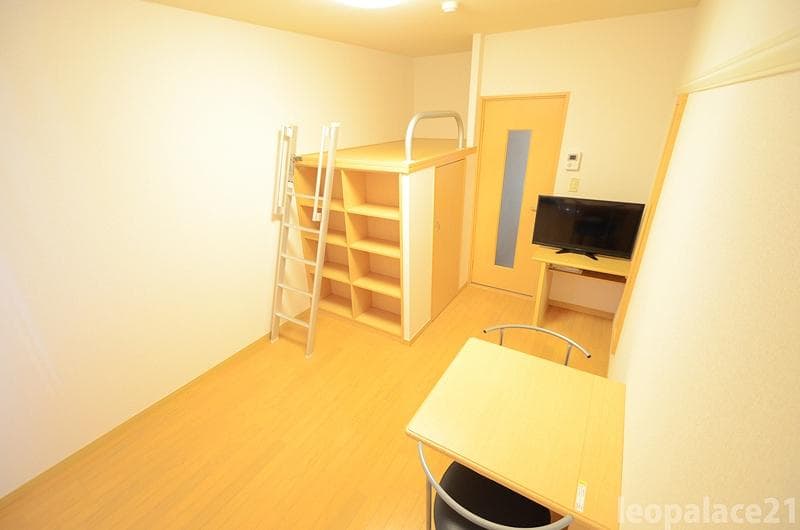 Preview interior of leopalace Dwell Sakuradai