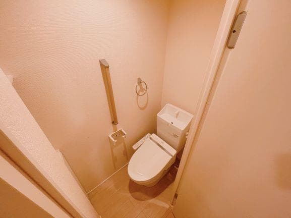 Room image 9