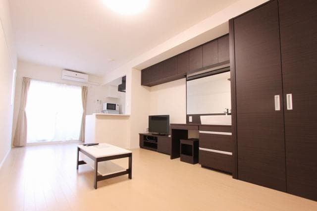 Preview interior of LEONEXT Cantabile