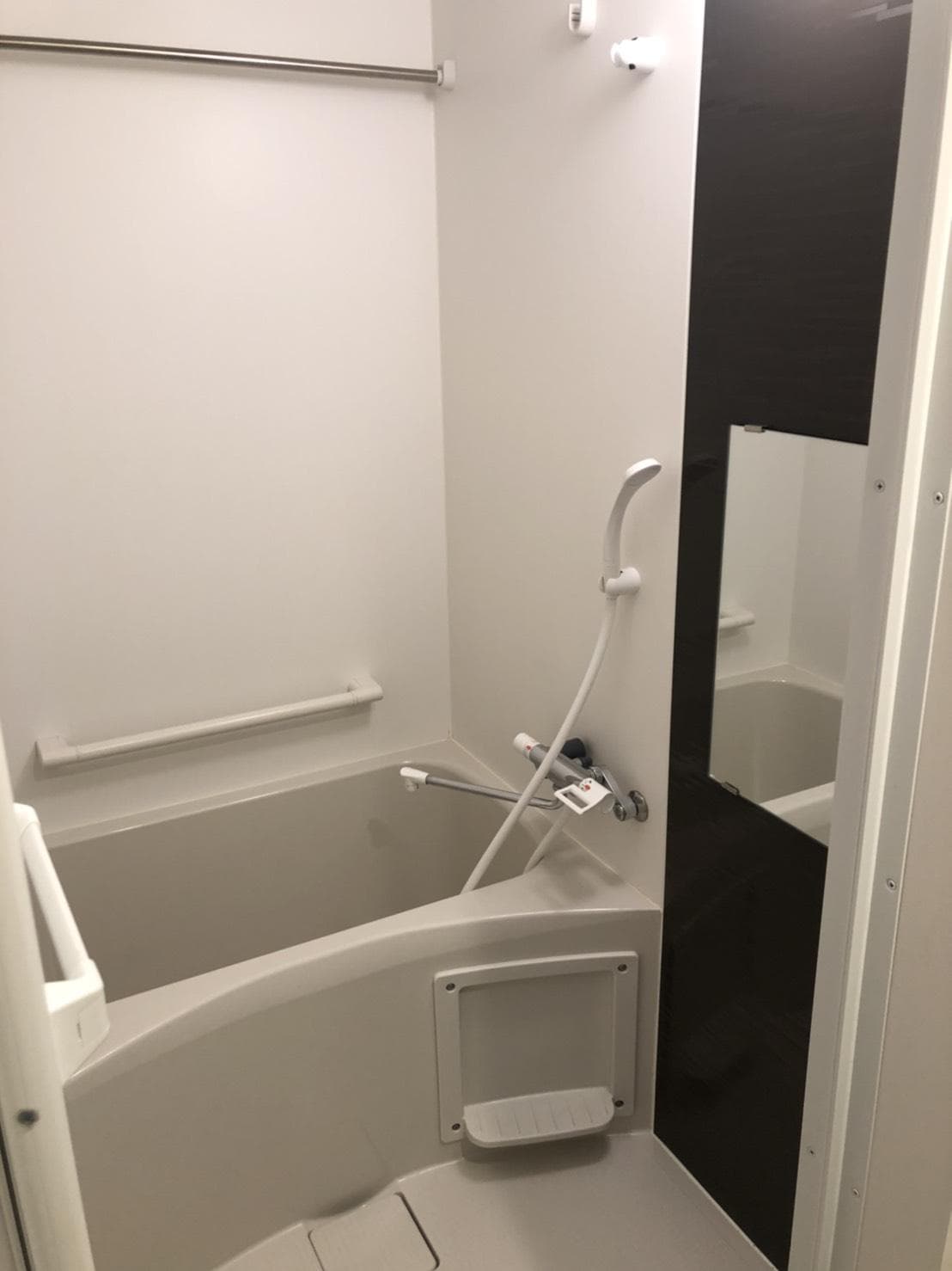 Room image 13