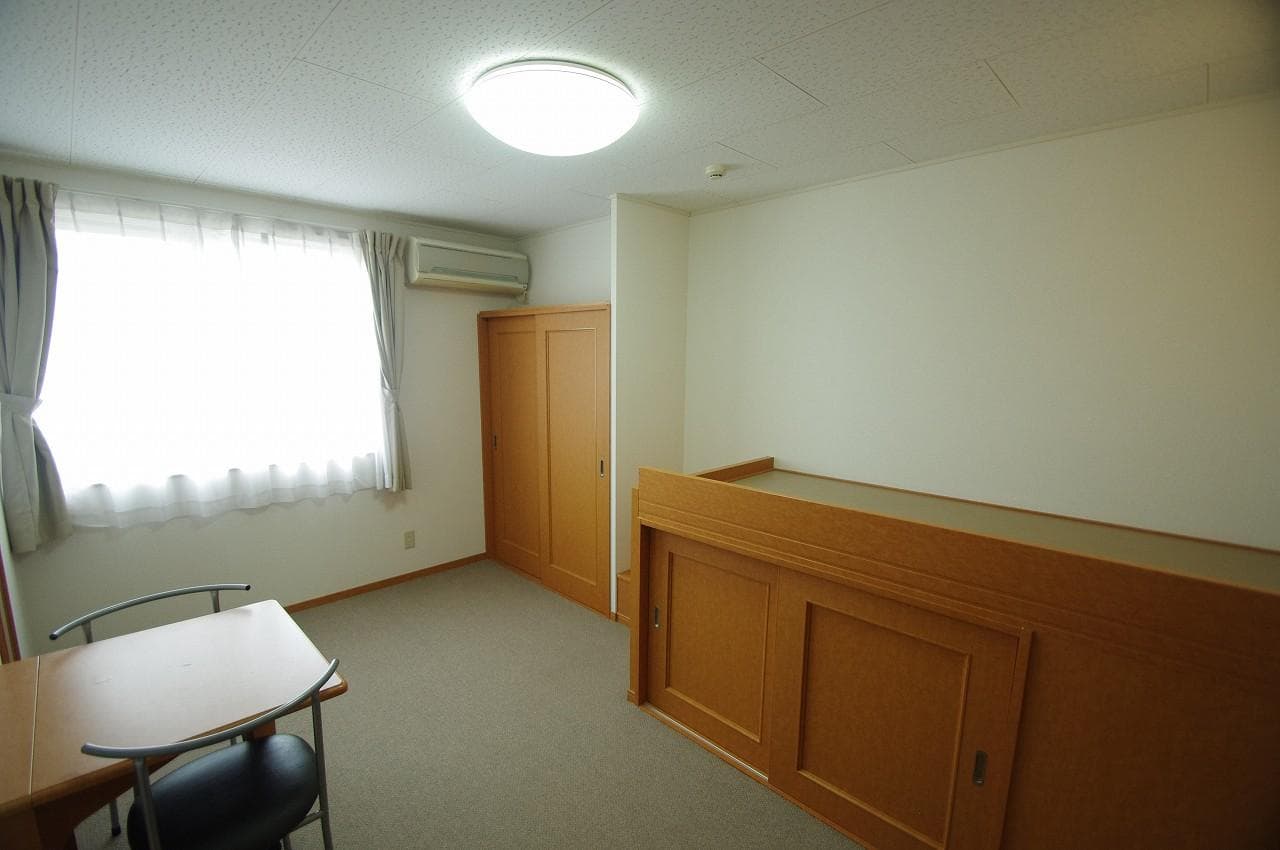 Preview interior of leopalace Platini