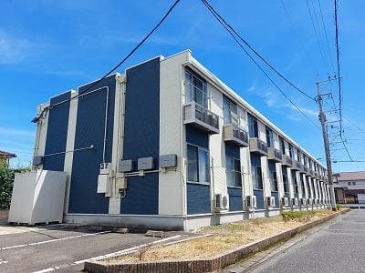 Main exterior of LEONEXT CHIFUTAKA