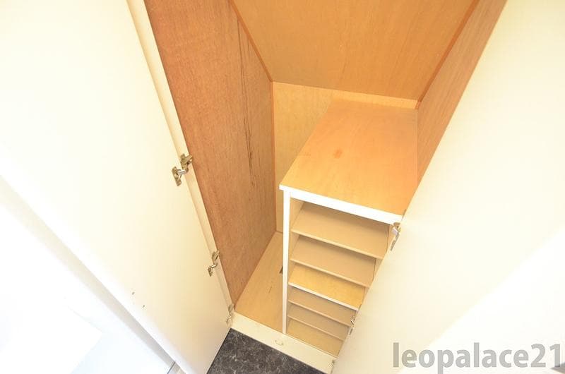 Preview interior of leopalace Tatsubami