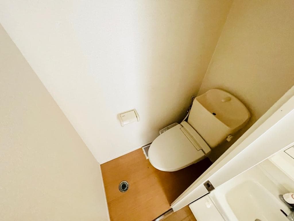 Room image 10