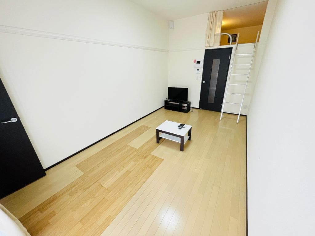 Preview interior of LEONEXT Success Court Hitachi