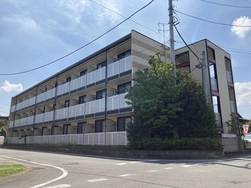 Main exterior of leopalace Ecomic U