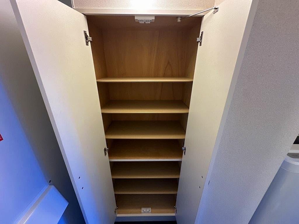 Room image 13