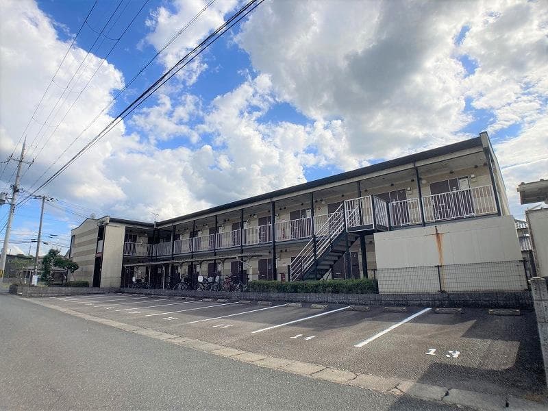 Main exterior of leopalace Maruito 3