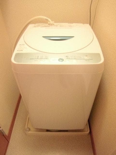 Room image 16