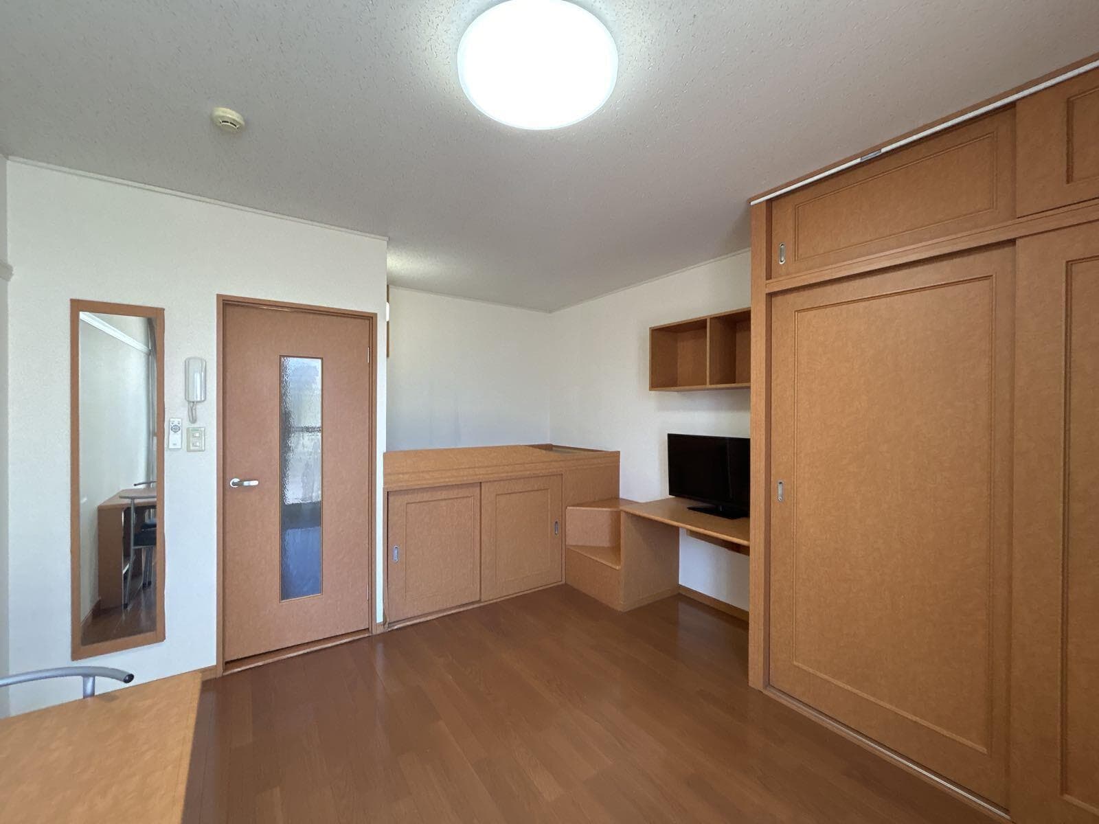 Preview interior of leopalace KEN