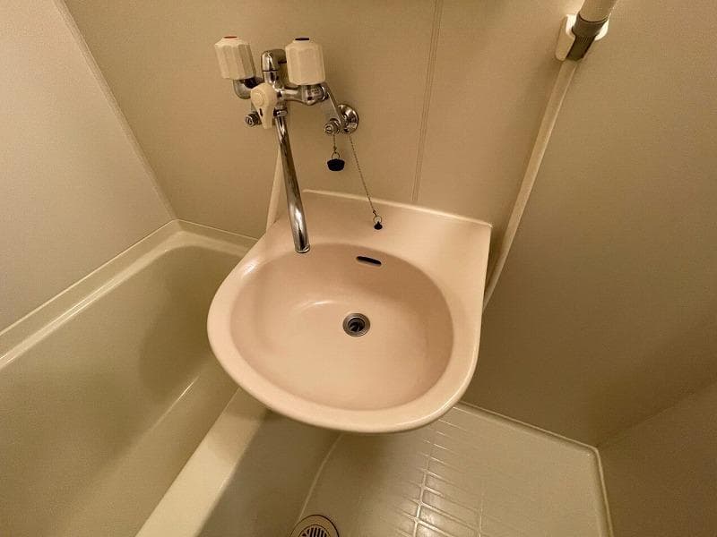 Room image 10