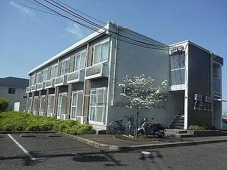 Main exterior of leopalace Shimoyama