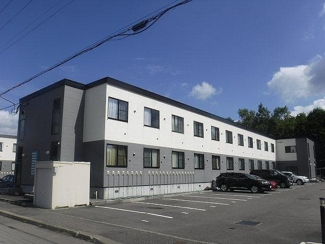 Main exterior of leopalace Koyodai B