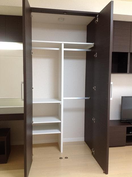 Room image 8