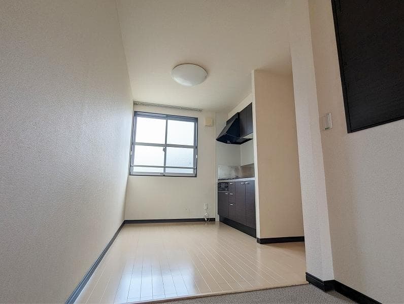 Preview interior of LEONEXT Ochanoguchi