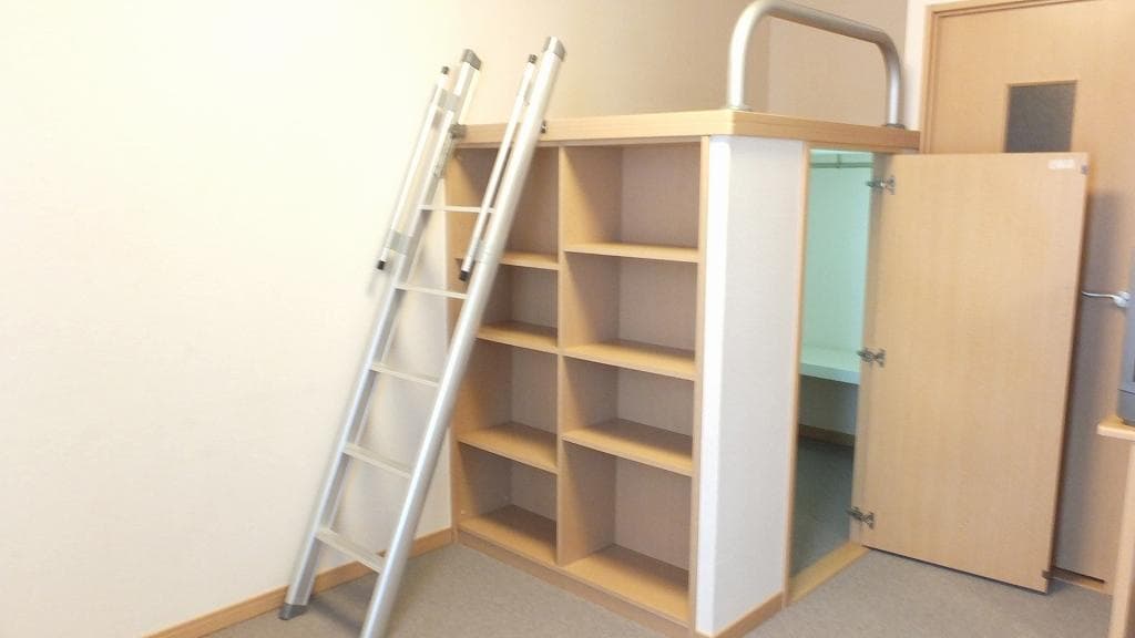 Room image 8