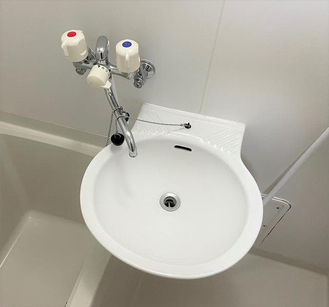 Room image 9