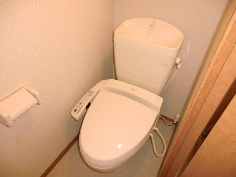 Room image 16