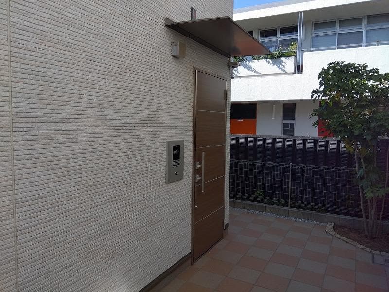 Room image 16