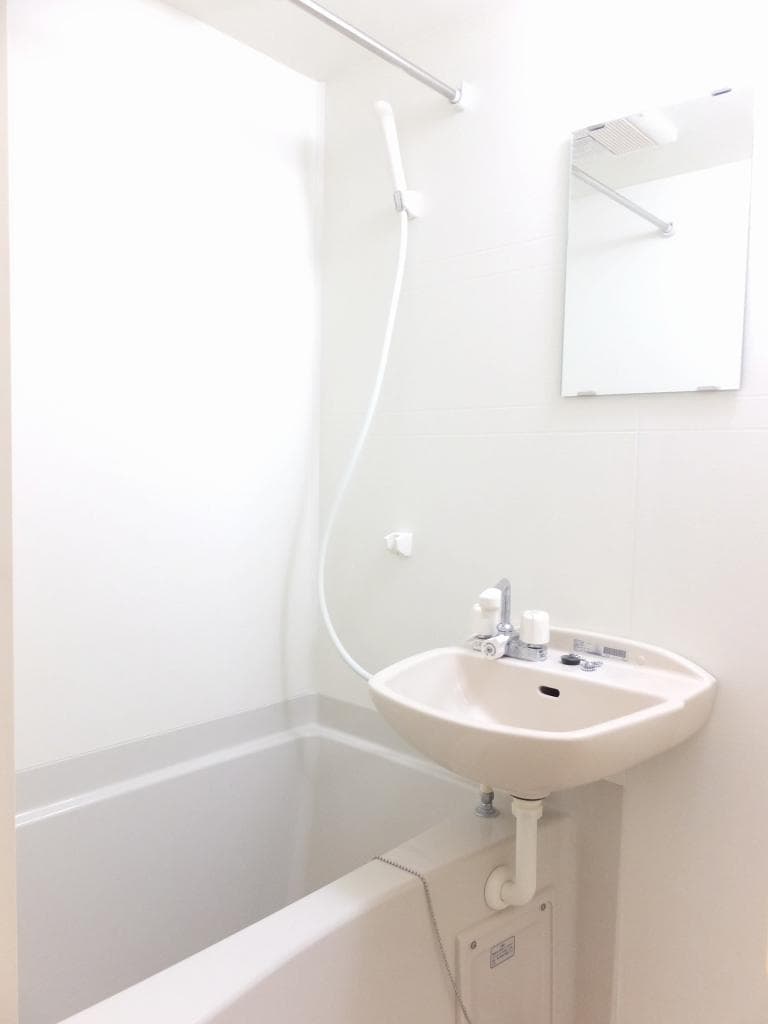 Room image 10