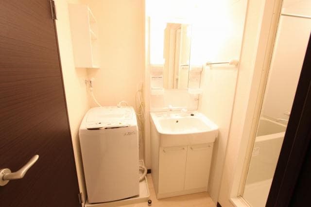 Room image 13