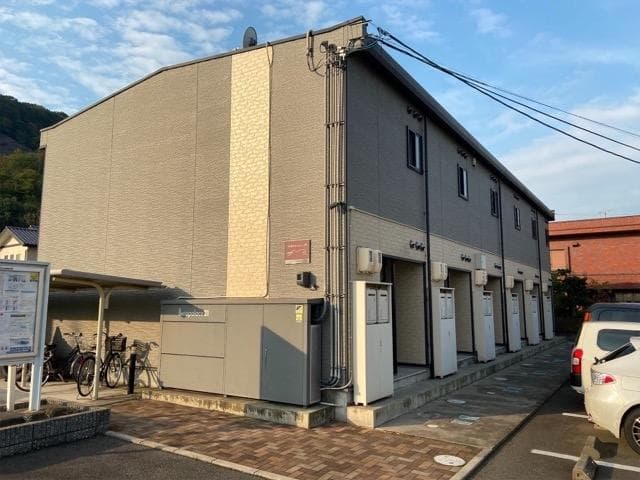 Main exterior of leopalace Grandchariot Ibara