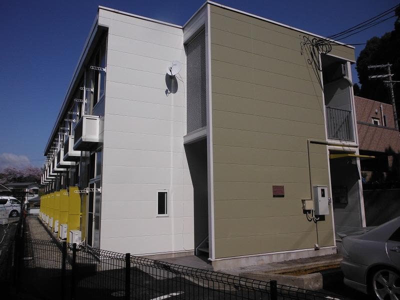 Main exterior of leopalace Suma no Mori Annex