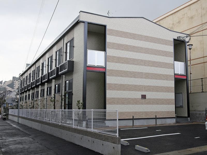 Main exterior of leopalace HANAMIZUKI