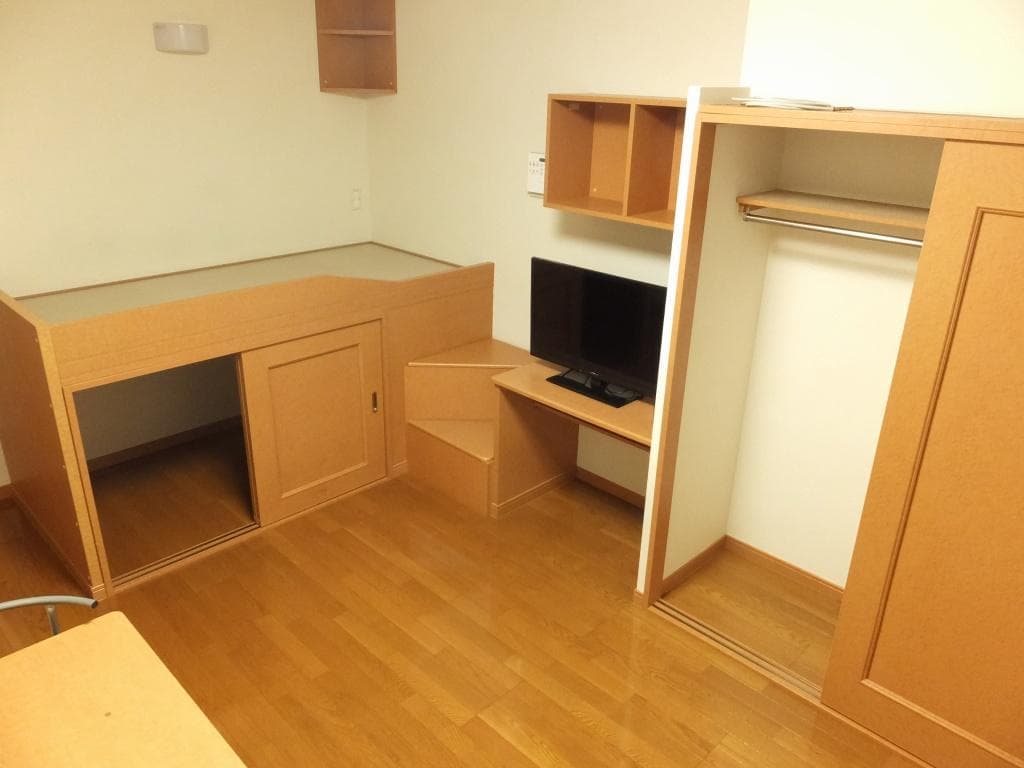 Room image 9