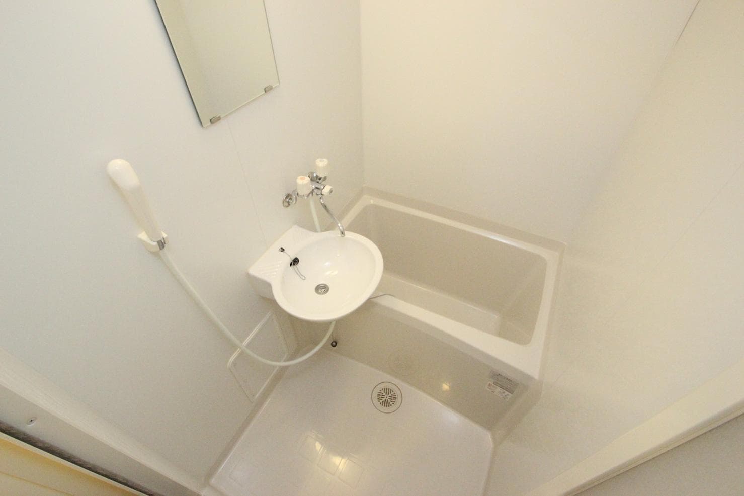 Room image 11