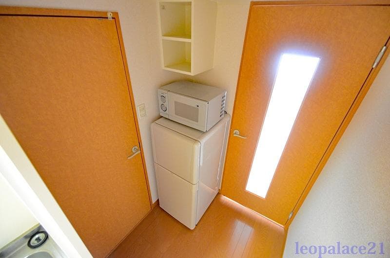 Room image 10