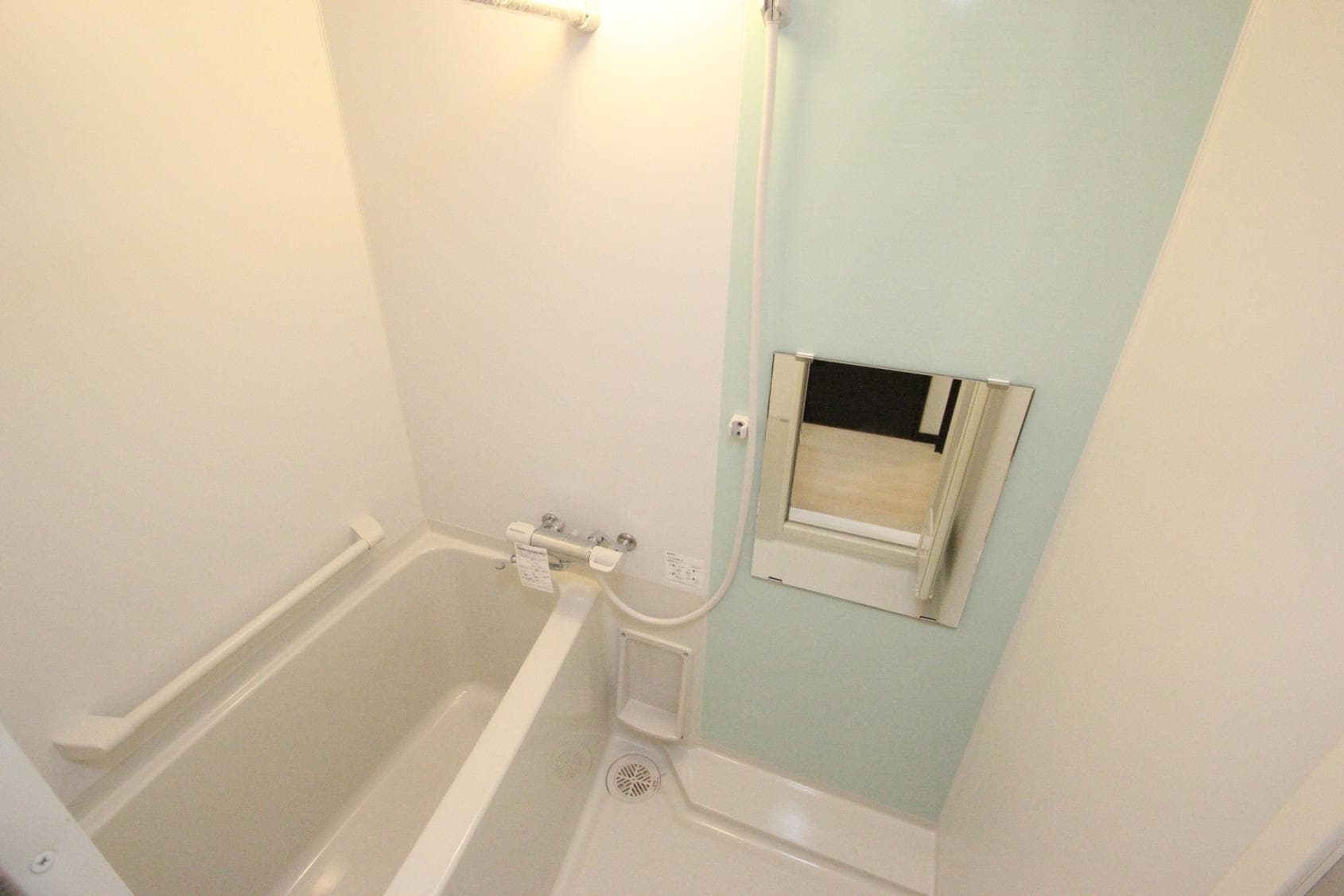 Room image 12