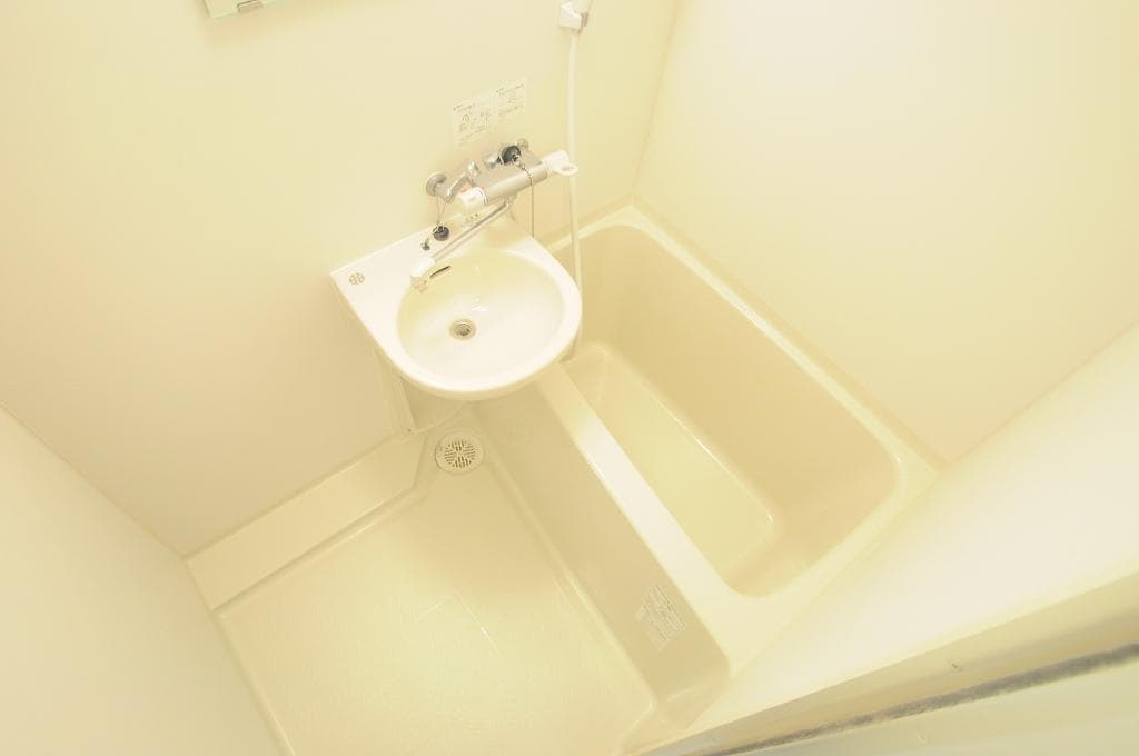 Room image 11