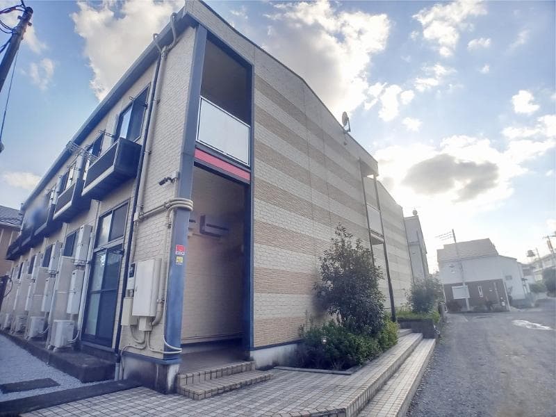 Main exterior of leopalace Traum