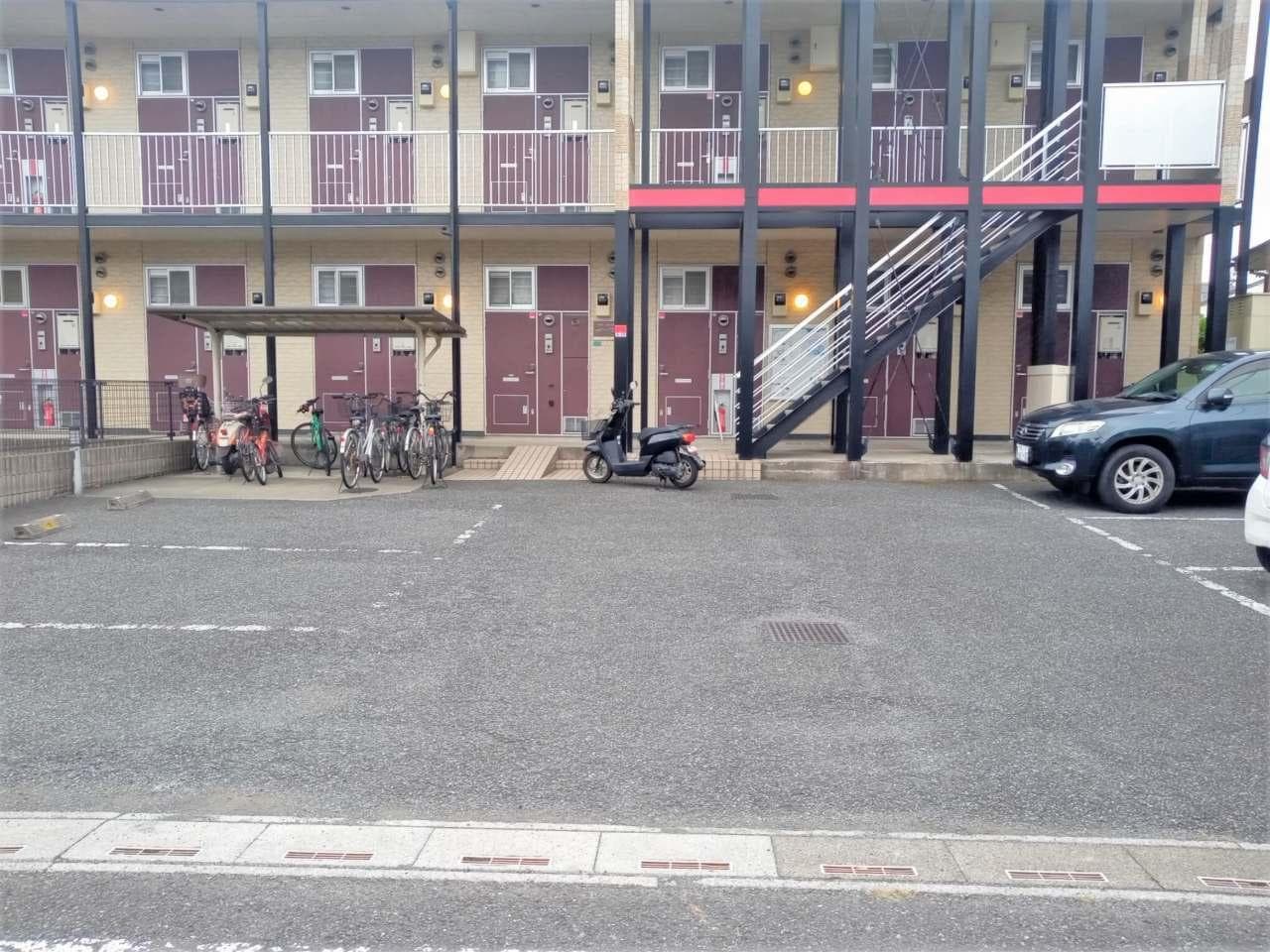 Room image 12