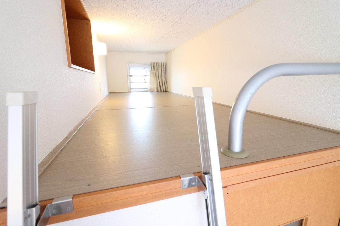 Room image 14