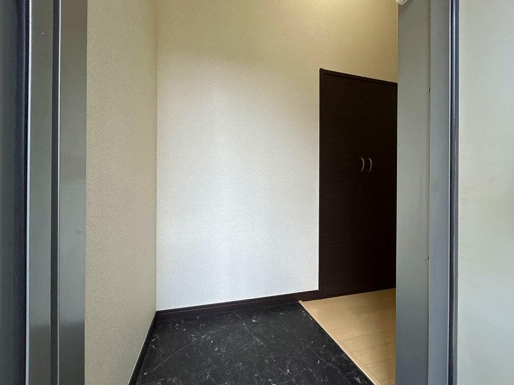Room image 14