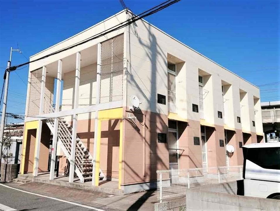 Main exterior of leopalace IWASA
